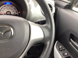 ステアリング左側はすっきりと運転しやすいですね。