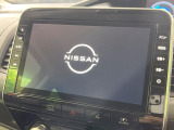 【大画面ナビ】人気の大型9インチナビを装備。存在感のある大画面はインパクト大!ナビ利用時のマップ表示は見やすく、テレビやDVDは臨場感がアップ!いつものドライブがグッと楽しくなります♪