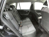 当社の中古車はシートを外して隅々までキレイに仕上げてあります。