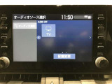 TVが見られるほか、お手持ちのスマートフォンと連携して、ナビや音楽再生などの各種アプリをお楽しみいただけます^^
