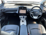 プリウス 1.8 A ツーリングセレクション 4WD 本革シート