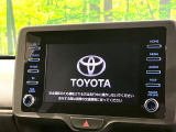 【ナビ機能付きディスプレイオーディオ】ナビ機能搭載の他、お持ちのスマートフォンと連携して、ナビやbluetoothでの音楽再生が可能です♪デザインはもちろん操作性も良好!