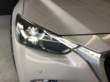 夜間の視認性を高めドライバーの危険認知をサポートするLEDヘッドライト☆