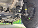 お車を安心してお乗りいただく為には、足回りの定期点検が欠かせません。サービスサポート(有償保証)では無料点検もご提供しており、安心のカーライフをお過ごしいただけるサポート体制が整っています。