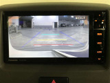 バックガイドモニターで、後方を確認しながら安心して駐車することができます。運転初心者も熟練者も必須の機能ですよ!