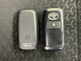 スマートキーです!ドアの施錠・解錠・エンジンの始動がスムーズで大変便利です!
