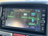 様々なオーディオソースがございます。運転中に好きな音楽を聴くことが可能です。