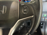 【クルーズコントロール】アクセルペダルを踏まずに一定の車速で走行できますので、高速道路など加減速の少ない道で便利です。
