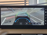車体の下や後輪付近を映すインビジブルフードビュー!