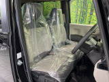運転席シート廻りは使用感も少なく、良好な状態となっています。丁寧に使われていたことがよくわかりますね。