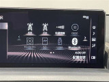 レクサス純正10.3インチナビ装備。