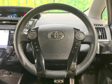 【純正革巻きステアリング】上質な革を使用することで、手にしっかり馴染みとても運転しやすいハンドルです♪