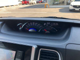 走行距離も少なく、しっかりと安心して乗ってもらえる車です。