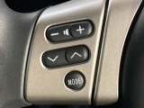 【ステアリングスイッチ】運転中、前方から目線をそらすことなく、オーディオ等の操作が可能な便利機能!安心&快適なドライブを演出してくれます♪