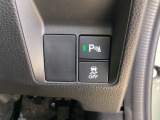パーキングセンサー、横滑り抑制機能搭載。駐車時の障害物検知や滑りやすい路面での車両安定性を高め、安全運転をサポートします。