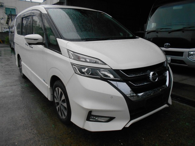 日産 セレナ 