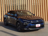 特別仕様車ヒプノス限定の濃紺のボディカラー。