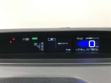 見やすいメーターまわり。