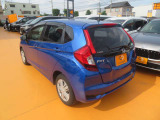 左後ろからの画像です!日々お買い得車両続々入庫しております!