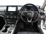 運転席廻りです。