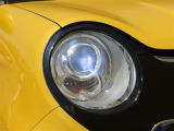 夜のドライブにはとても便利なHID。通常のハロゲンよりも約3倍くらい明るいとされていますので、安全性も向上します。さらに青白い光で見た目もカッコよく、ナイトドライブが楽しくなりそうです。