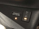 【シートヒーター】寒い日に重宝するシートヒーター!エアコンより早く温まってくれるので寒がりの人も安心ですね♪エアコンの温風は乾燥するから苦手、という方にもをおすすめです。