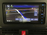 純正ナビを装備。タッチパネル式で使いやすく、お出かけもラクラクです。
