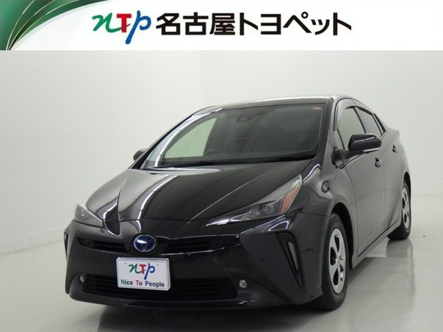 トヨタ プリウス 
