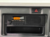 交通情報や天候情報ビジネスに欠かせない情報が取得できるAM/FMラジオ付きです!