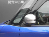ドアミラーにもウインカーが付いています。