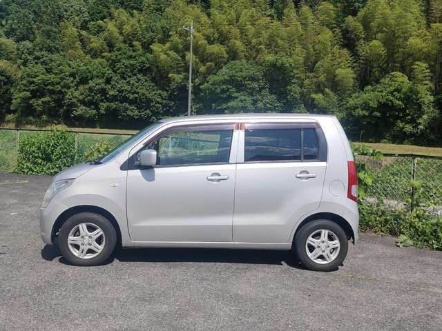 マツダ AZ-ワゴン XG i スロープ式車いす移動車 リアシート付 の中古車