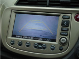 ◆バックカメラ◆リバースにするだけで映ります、後方の安全確認や、狭い駐車場での車庫入れ、雨の日や夜間など視界の悪い時に便利です!安全にバックする為には欠かせない装備です。