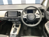 運転しやすいインパネ周りです!見やすいレイアウトで快適なドライブをサポートします!