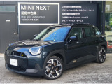 MINI ACEMAN SEレジェンドグレー/ブラックルーフ 5ドアよりも1周り大きく使いやすさと、維持費を抑えられるBEV!充電容量も54.2kWhと長距離運転可能です。進化したゴーカートフィーリングを是非お楽しみください