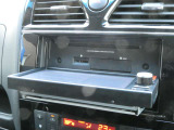 ナビゲーションのAV機能は、CDやDVDビデオ、Bluetoothオーディオなどを搭載しておりますので、車内がまるでコンサートホールのようにお楽しみ頂けます。
