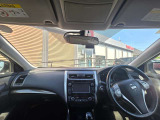 運転席周りの視界もよくハンドルも軽い取り回しなのですごく運転がしやすい車です。