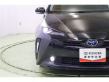 ブラックエディション仕様のブラック塗装されたBi-Beam LEDヘッドランプは精悍な印象です。オートライト・オートハイビームを装備しているので、面倒なヘッドライトの切替えは不要です。