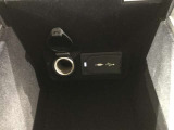 12Vのカー用品等の電源供給が可能です。