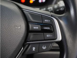 ◆アダプティブクルーズコントロール◆予め設定した車速内でクルマが自動的に加減速。前走車との適切な車間距離を維持しながら追従走行します。【LKAS】車線維持支援システムでステアリング操作を支援。