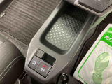 2.「定期点検整備」は安心してお乗り頂く為に、ご納車までに法定12カ月点検相当の点検を行います。