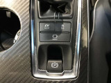 シフト連動パーキングブレーキ&オートブレーキホールド機能付きで運転が快適に&hellip;♪