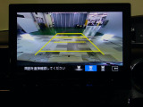 バックカメラの画像です。ガイドラインがスムースな車庫入れをサポートいたします!車庫入れの安心感がアップしますね☆