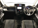 視野も良く、運転しやすいコックピットです。