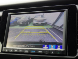◆◆バックカメラの画像です。ガイドラインがスムースな車庫入れをサポートいたします!車庫入れの安心感がアップしますね☆