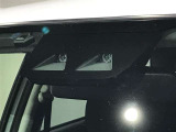 【衝突被害軽減ブレーキ】前方の車両や横断する歩行者などを検知した時、衝突回避や被害軽減をサポートします。