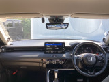 フロントガラスが大きく、ワイドな視界で運転もしやすくなるように設計されています。