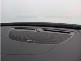 【harman/kardon】世界のオーディオファン垂涎のプレミアムサウンドシステムを搭載。原音に近い音場空間を忠実に再現。乗る人すべてに最良の音響体験を提供します。