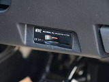 ボルトイン型ETCユニット搭載で、高速道路等利用時、便利に利用可能です。