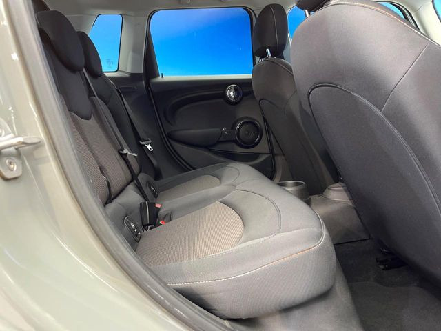 BMW MINI ミニ クーパー D の中古車詳細 (66,500km, ムーンウォーク 