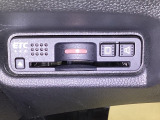ビルトインタイプの【ETC】で見た目もスッキリ。高速道路の利用にとても便利です。